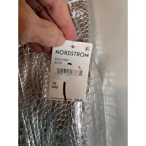 Avec Les Filles Women's 10 Silver Croc Embossed Flare Leg Pants NWT - Picture 9 of 10